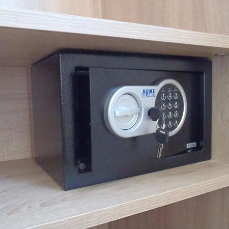 Hotel Traube Garni Kuttigen Ngoại thất bức ảnh