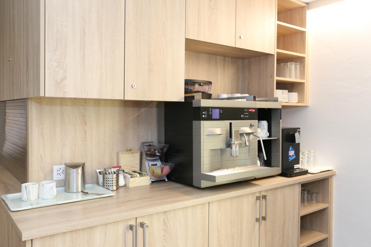 Hotel Traube Garni Kuttigen Ngoại thất bức ảnh